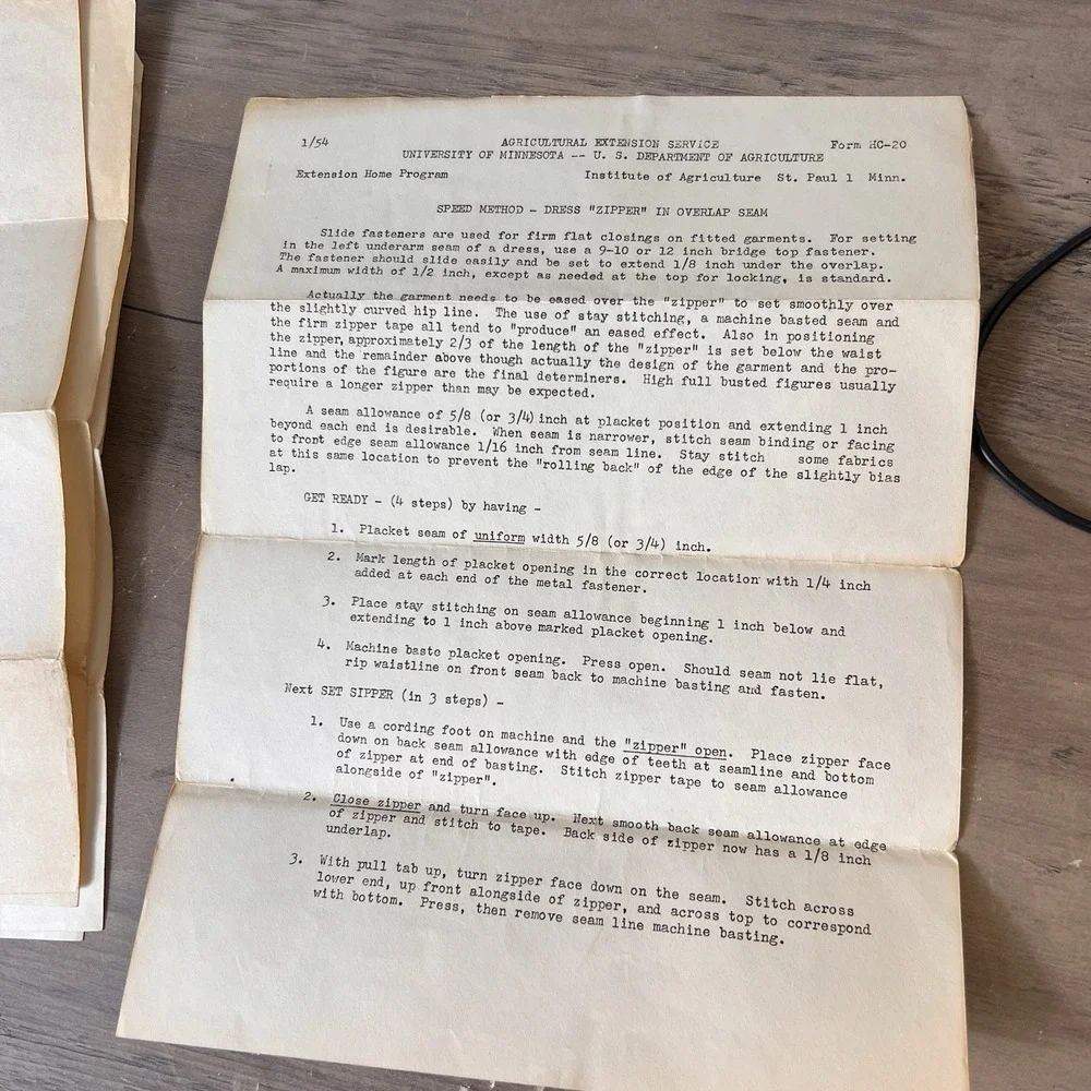 1954 University of Minnesota Sewing Bulletins‎ Lot Speed Methods Construction